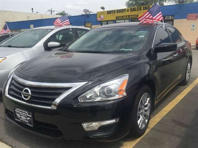 2015 Nissan Altima 2.5 S 4dr Sedan